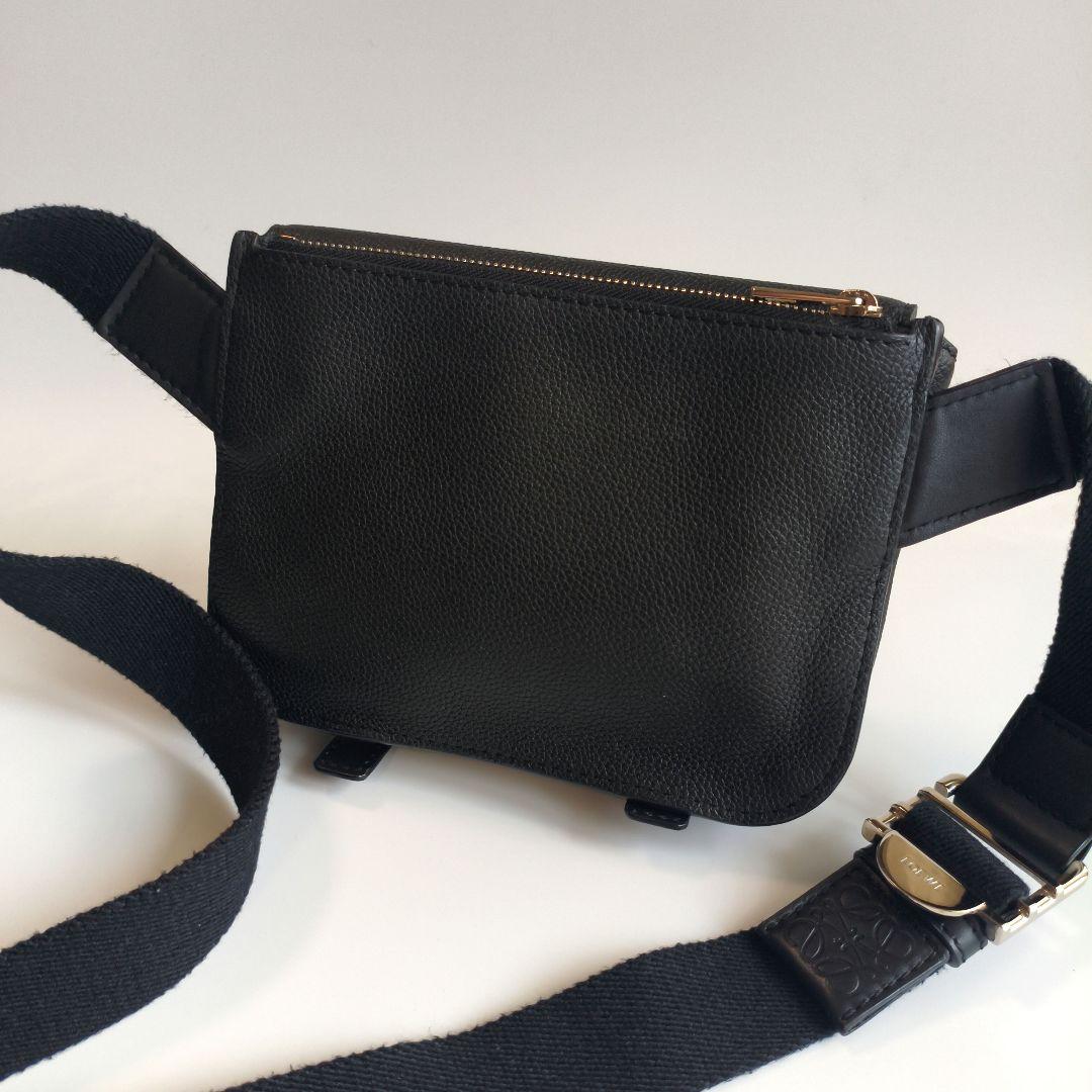 【seiandh】 ロエベ アナグラム　ミリタリーバムバッグ　ボディバッグ