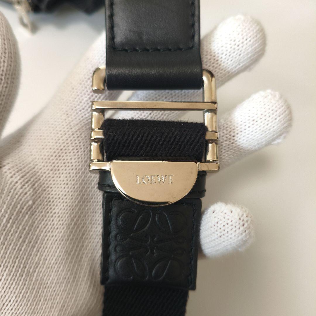 【seiandh】 ロエベ アナグラム　ミリタリーバムバッグ　ボディバッグ