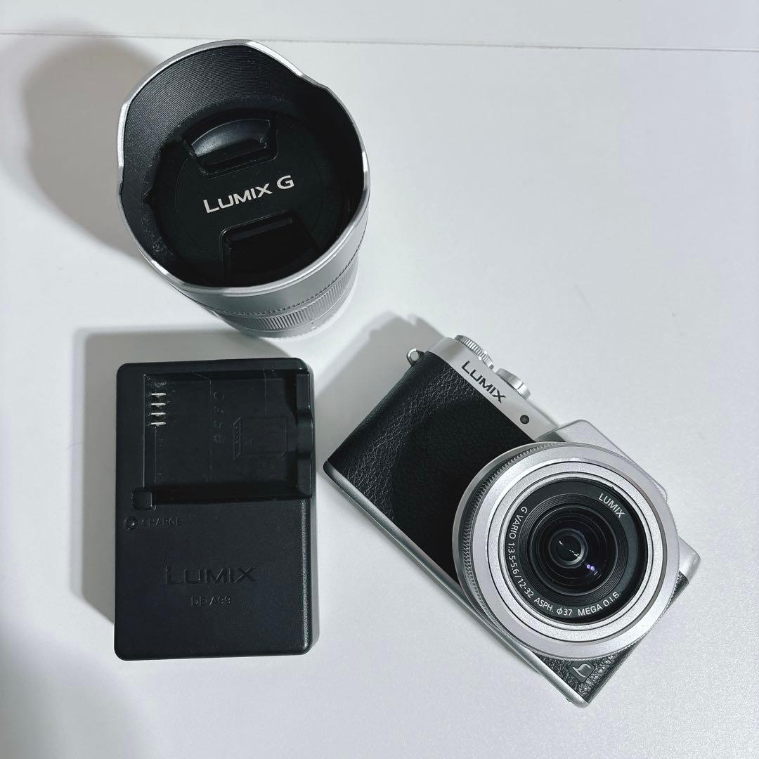 Panasonic LUMIX DMC-GF7W（シルバー、ダブルレンズキット）