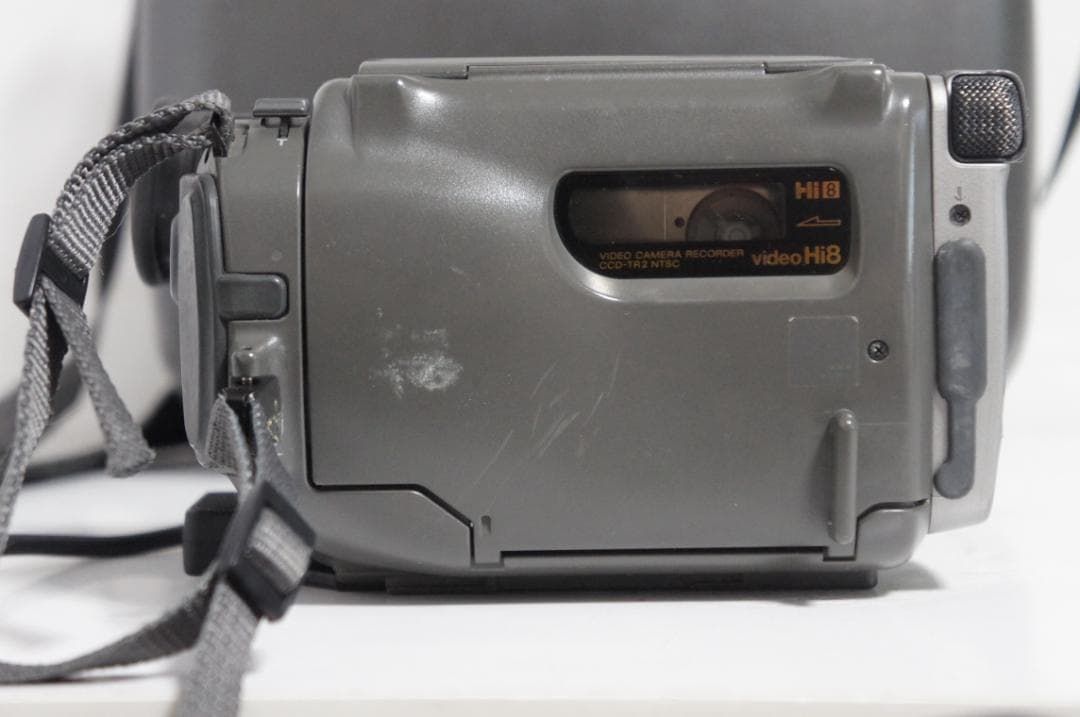 【動作品】SONY CCD TR2 Hi8ビデオカメラ 8mm 603