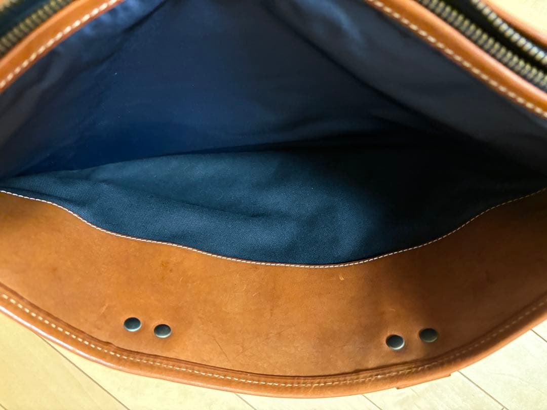 フェリージ　ビジネスバッグ