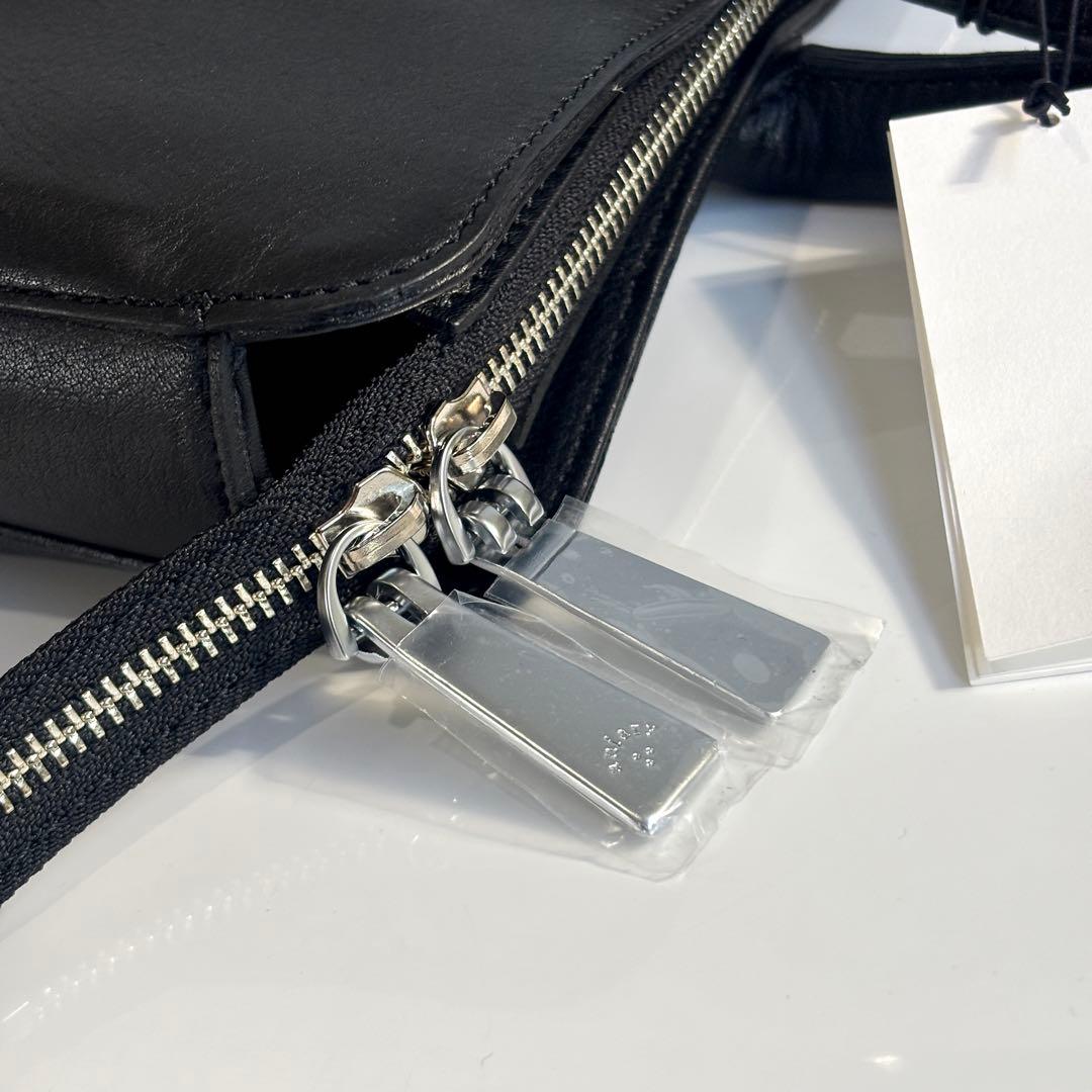 新品未使用 aniary アニアリ レザー トートバッグ A4収納 ブラック