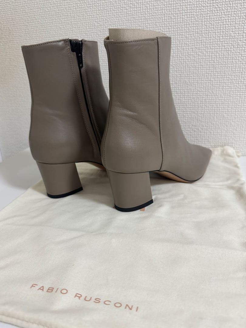 FABIO RUSCONI グレー レザー ショートブーツ