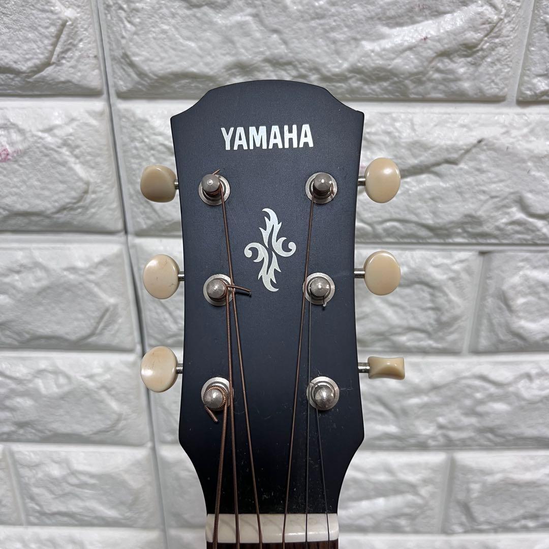 超美品　YAMAHA アコースティック　エレクトリック　ギターAPX-T2