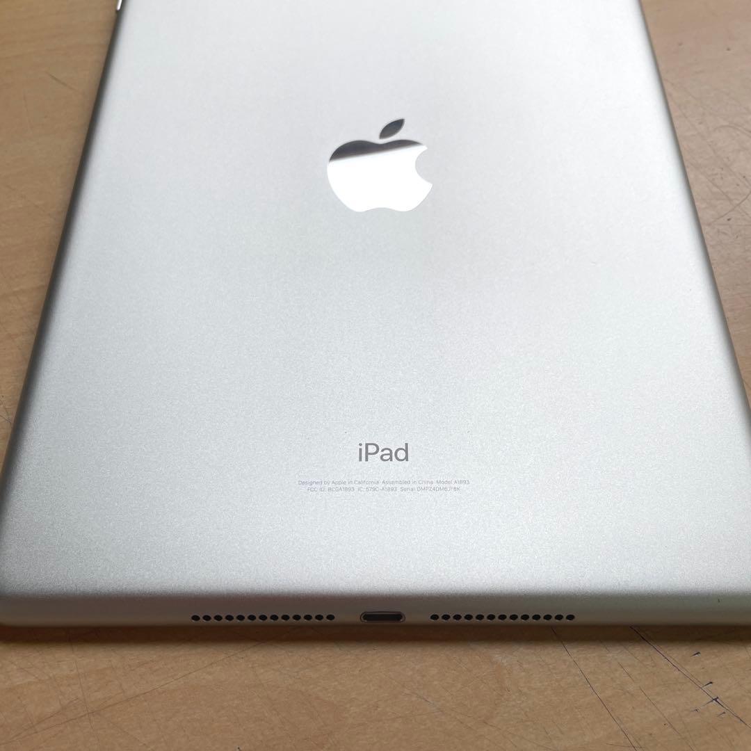 iPad 第6世代　A1893　Wi-Fiモデル　シルバー　32GB 超美品#4