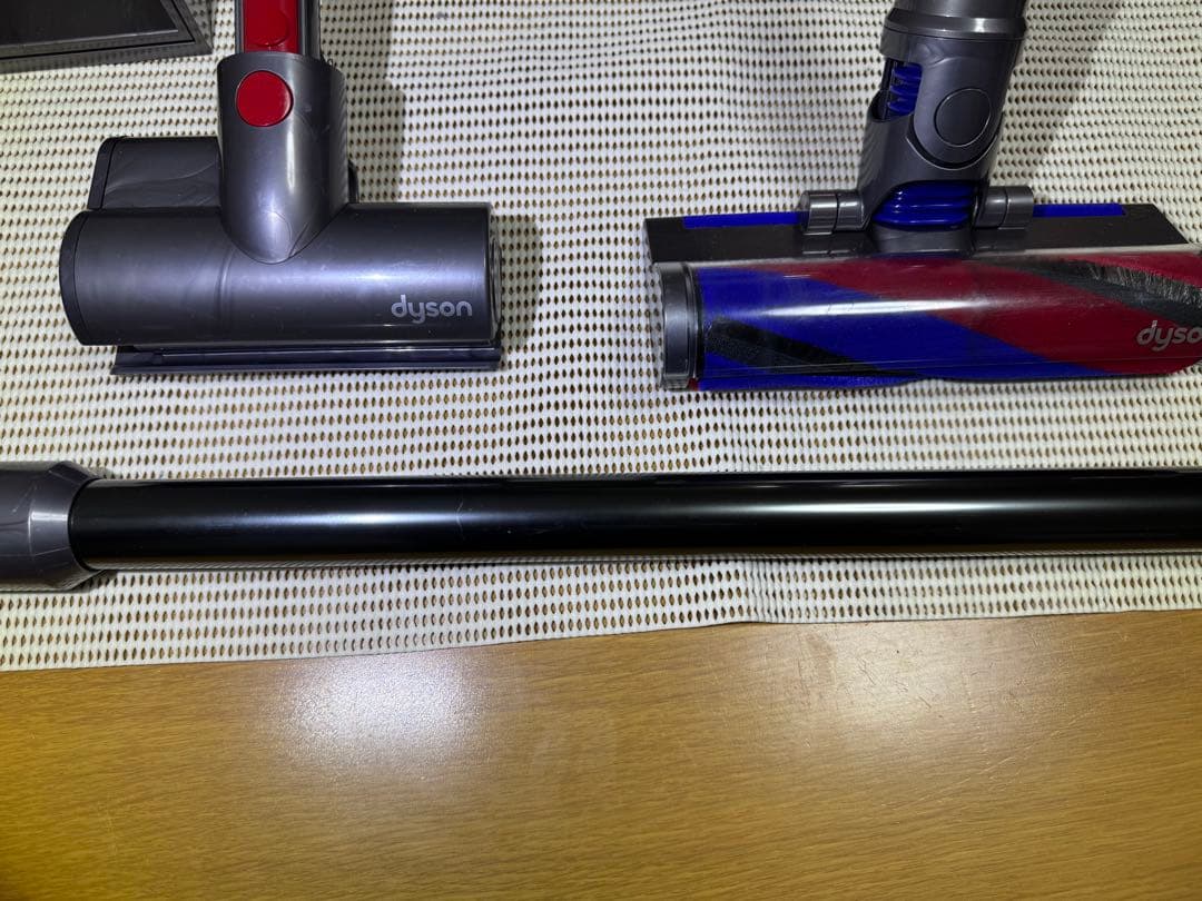 中古　美品　ダイソン　掃除機　SV21 本体　ヘッド　パイプ　[14]