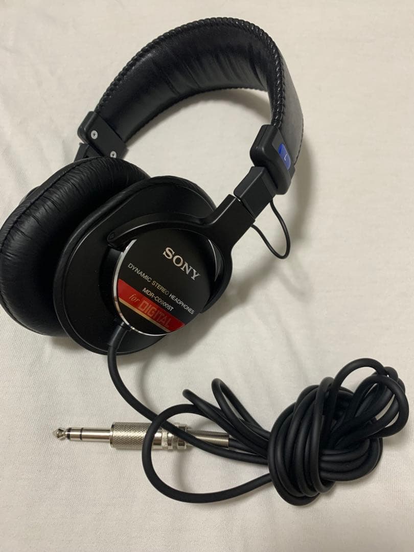 値下げしました mdr-cd900st 新品未使用 有線ヘッドホン