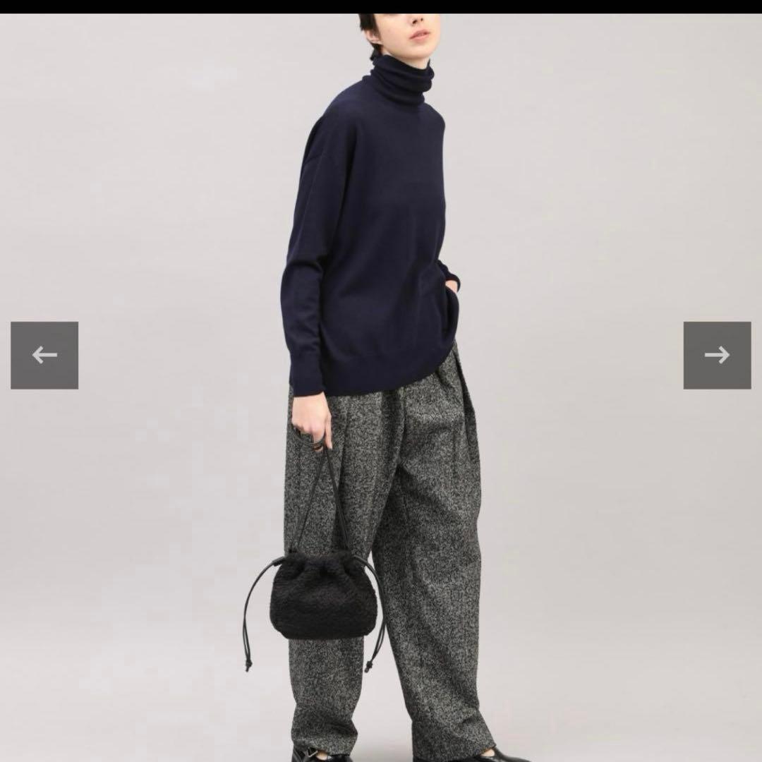 最終値下げ　SACRA サクラ　オフホワイトニット　美品