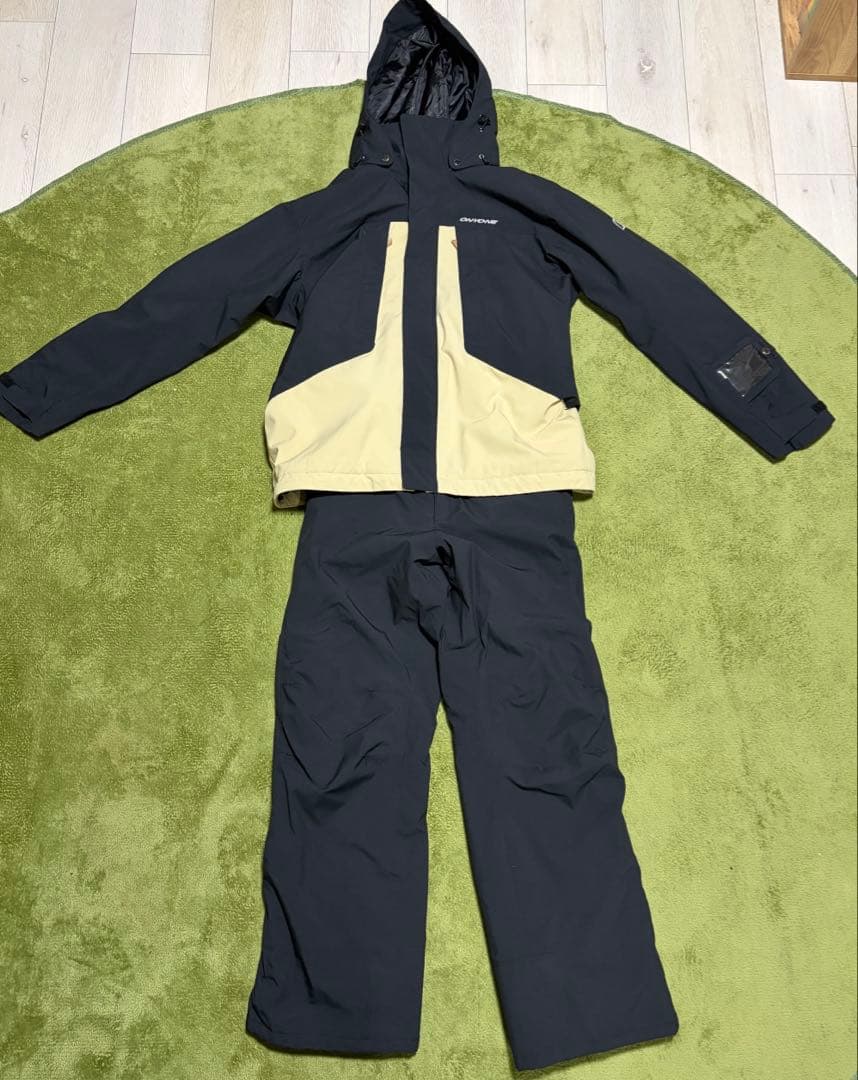 y*K様 スノーボードウェア ジャケットとパンツセット