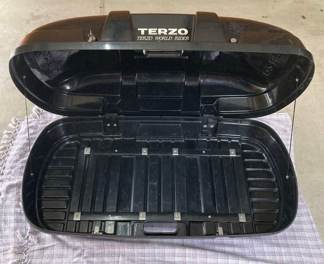 TERZO ブラック ルーフボックス