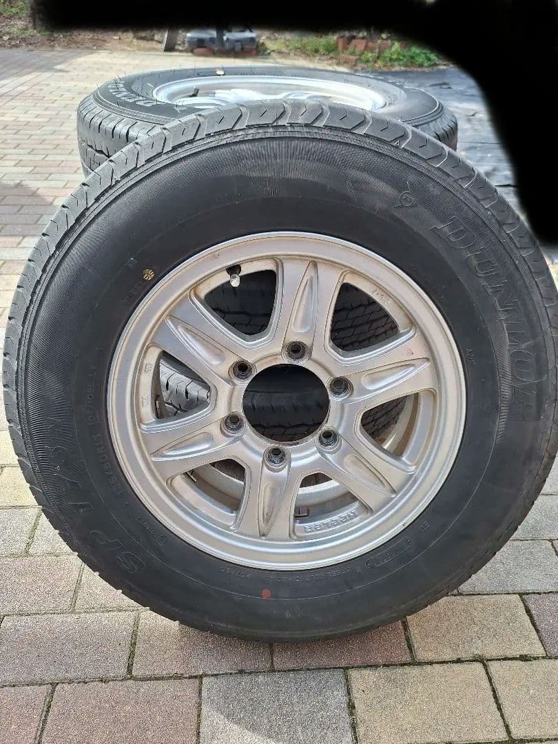 ハイエースタイヤアルミホイルセット mojirou.dx1026