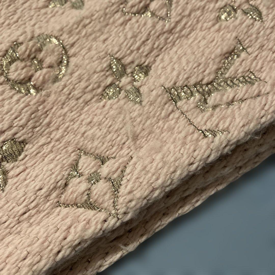 LOUIS VUITTON ルイヴィトン マフラー ピンク