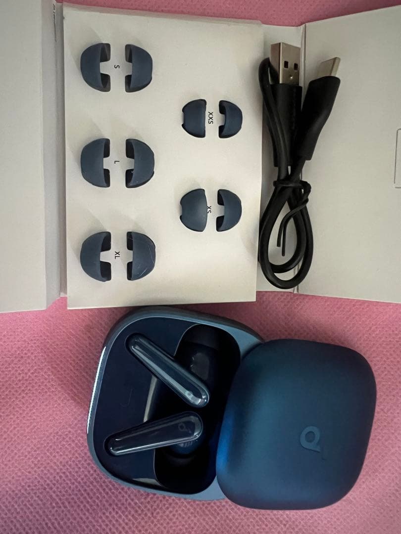 Liberty 5 ワイヤレスイヤホン ネイビー