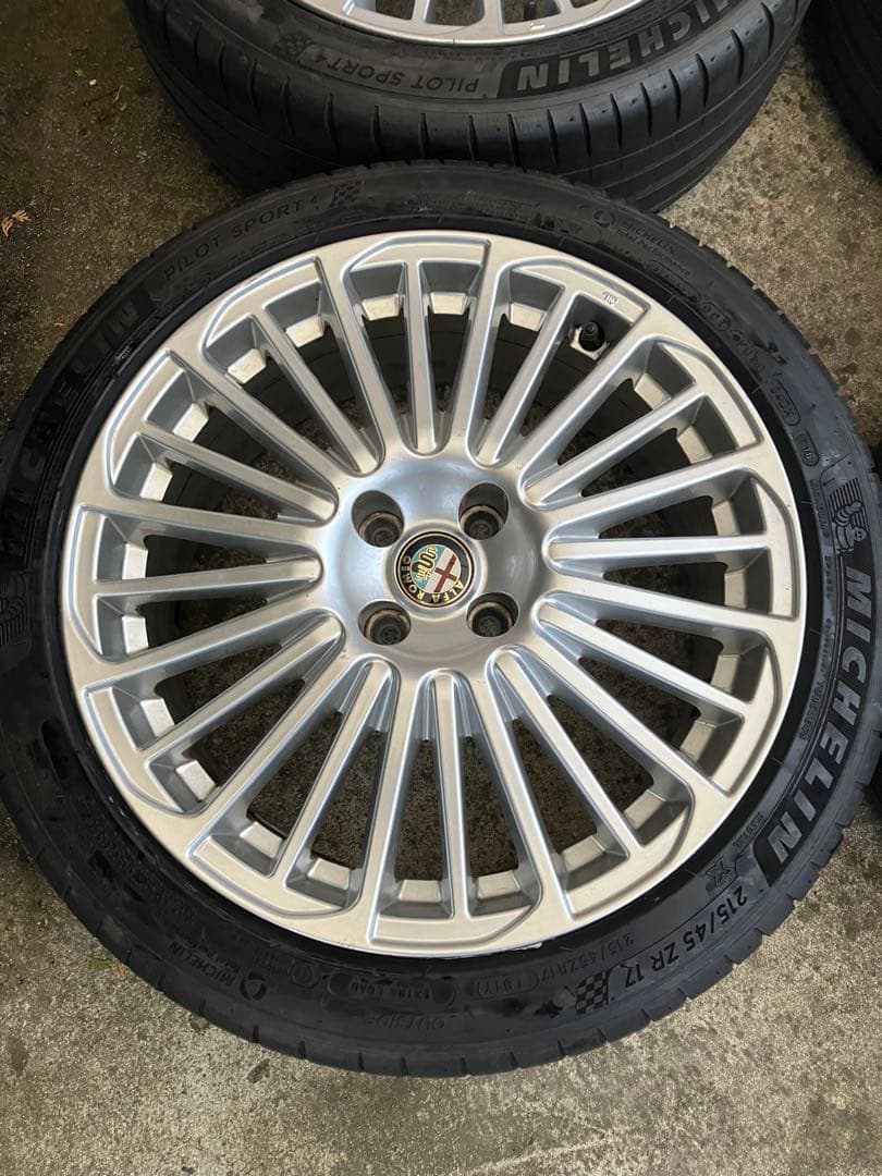 アルファロメオ　ミト　レガーレ　ホイール・タイヤ　セット　希少