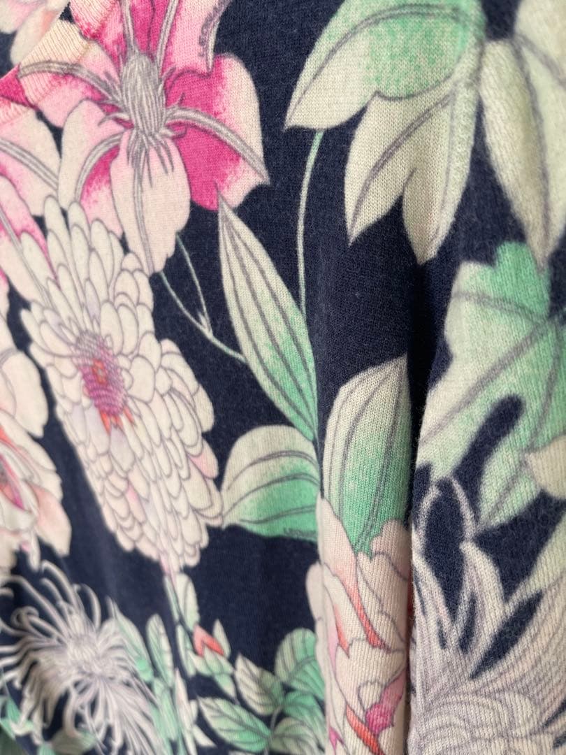 レオナール　パリ　花柄 長袖セーター ネイビー