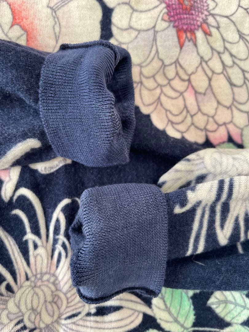 レオナール　パリ　花柄 長袖セーター ネイビー