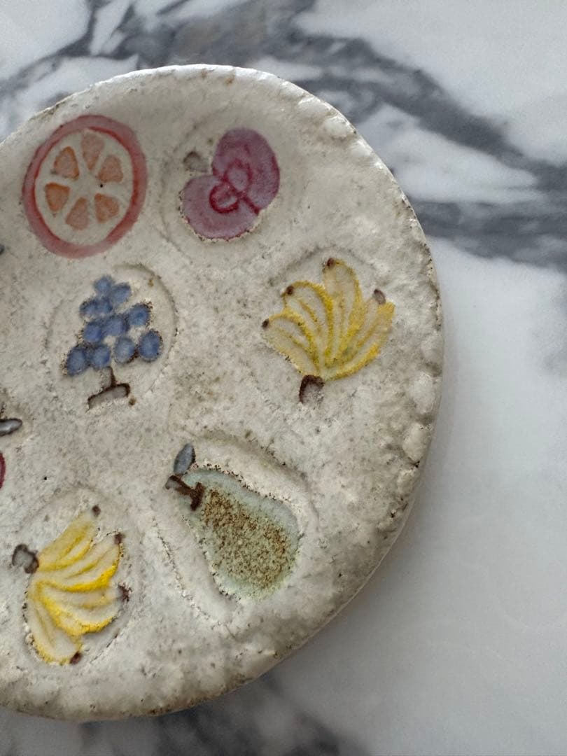 本田あつみ　フルーツ柄　小皿