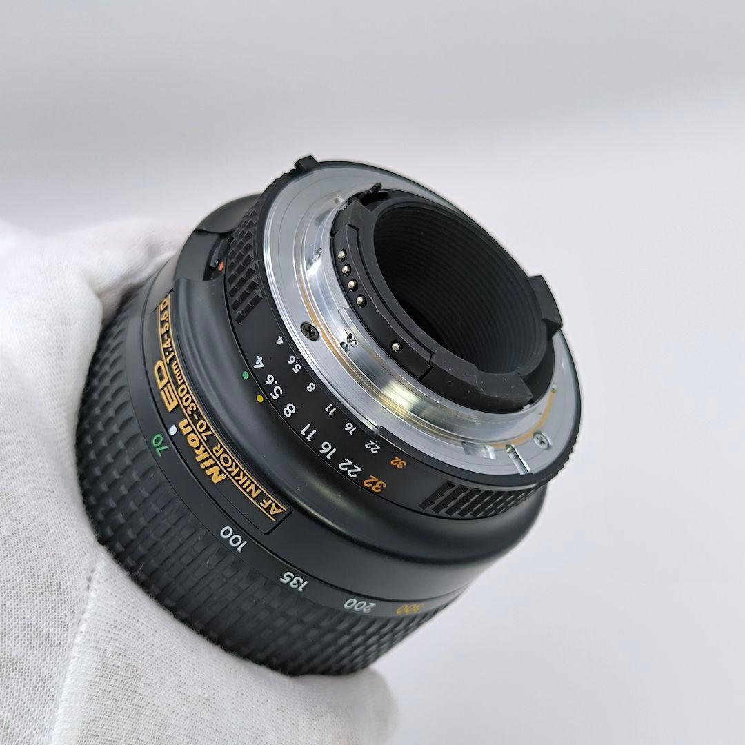 ニコン AF NIKKOR 70-300mm F4-5.6 D ED