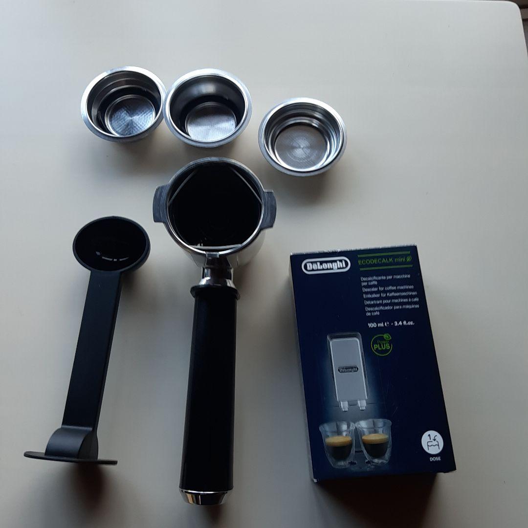 DeLonghi エスプレッソマシン ECP3220J