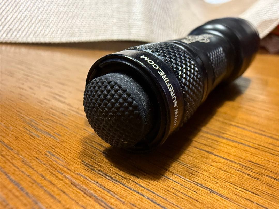 SUREFIRE E1B BACKUP MV 懐中電灯