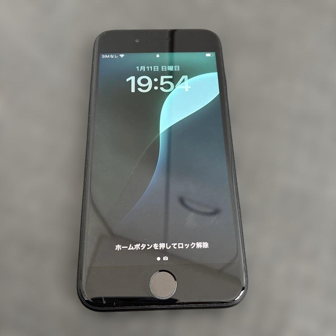 Apple iPhone SE 64GB SIMフリー