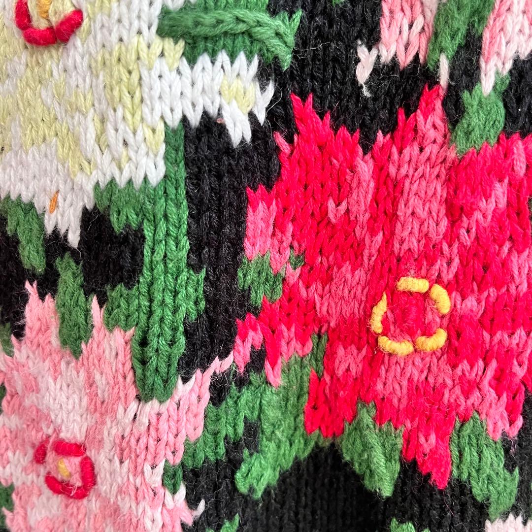 【美品】Northern Isles 手編み 花柄 ハンドニットセーター L