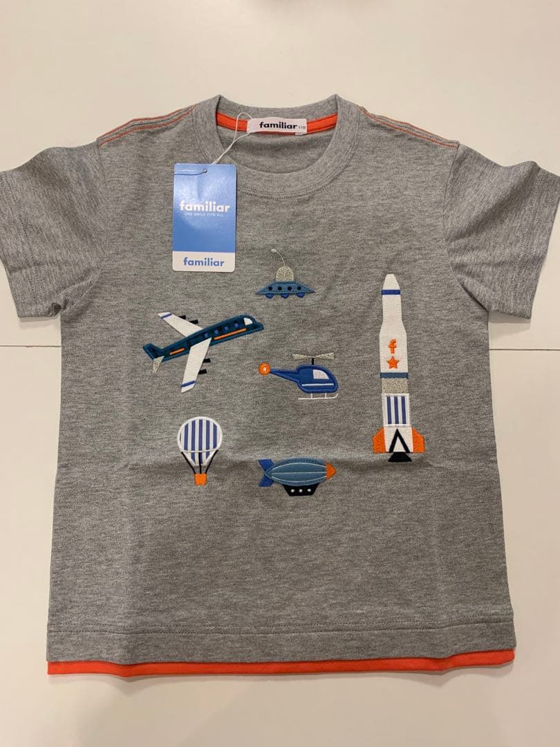 新品未使用　ファミリア　Tシャツ 110 男の子　現行品　familiar