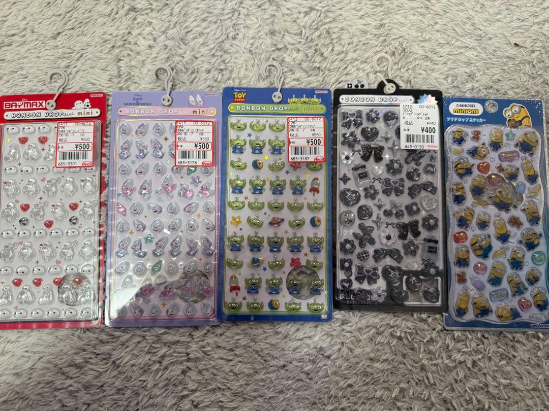 ボンボンドロップシール　プチドロ　はっぴーふぉん等　正規品　ディズニー　ミニオン