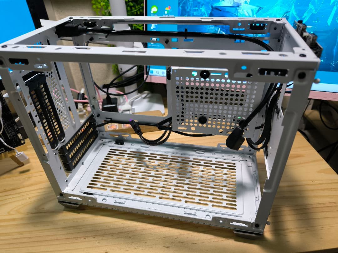 PCケース(自作PC用) COOLER MASTER NR200P