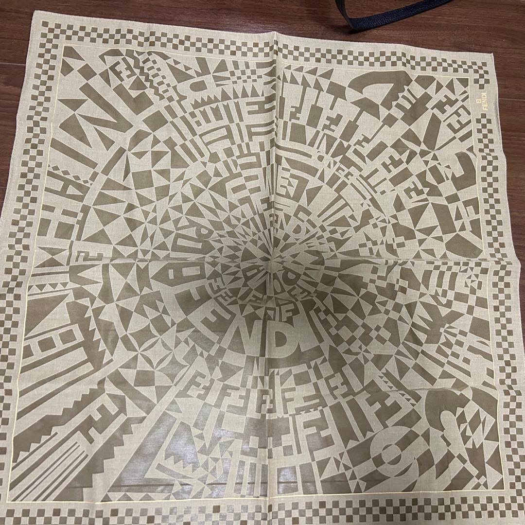 フェンディ スカーフ&大判ハンカチセット