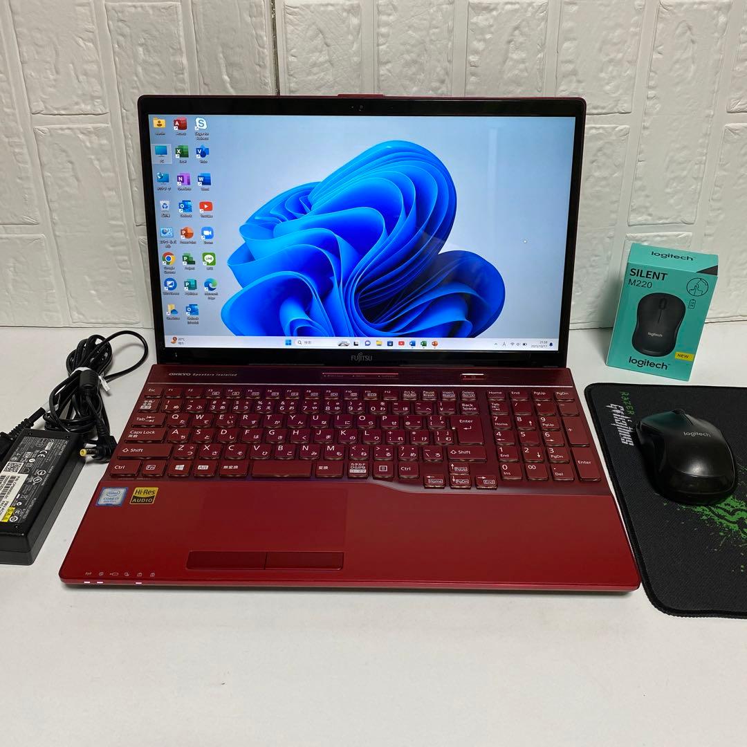 Windows11 オフィス入りCore i7 SSD 512GB 美品　富士通