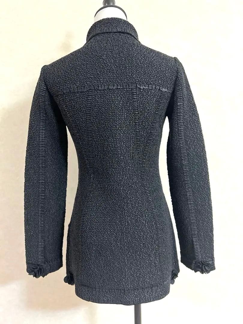 とみこ ✨美品✨ノコオーノ プリーツ フラワーモチーフ ジャケット