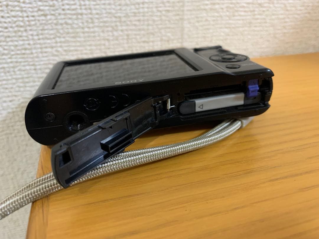 作動品　SONY Cybershot DSC-W810 デジタルカメラ