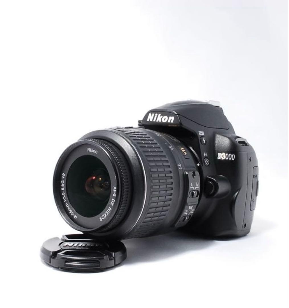 持ち歩き楽々❤️Nikon D3000❤️軽量ボディ✨一眼レフカメラ