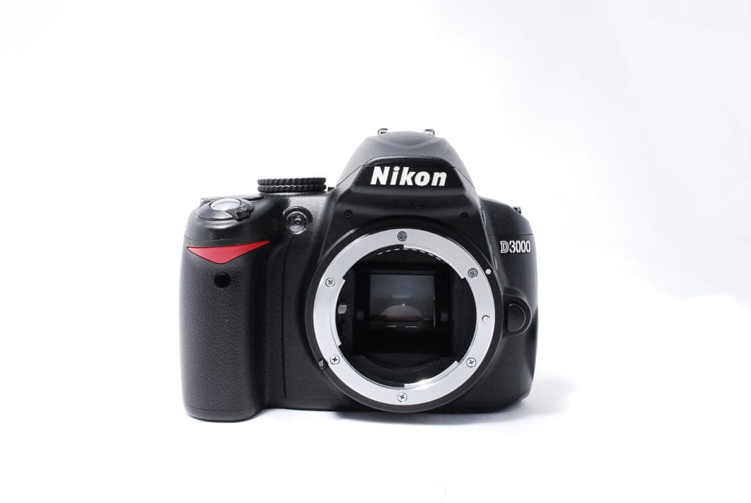 持ち歩き楽々❤️Nikon D3000❤️軽量ボディ✨一眼レフカメラ