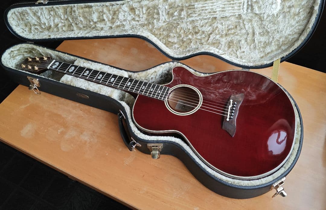 ナルト【美品】タカミネ NPT115　杢目ワインレッド