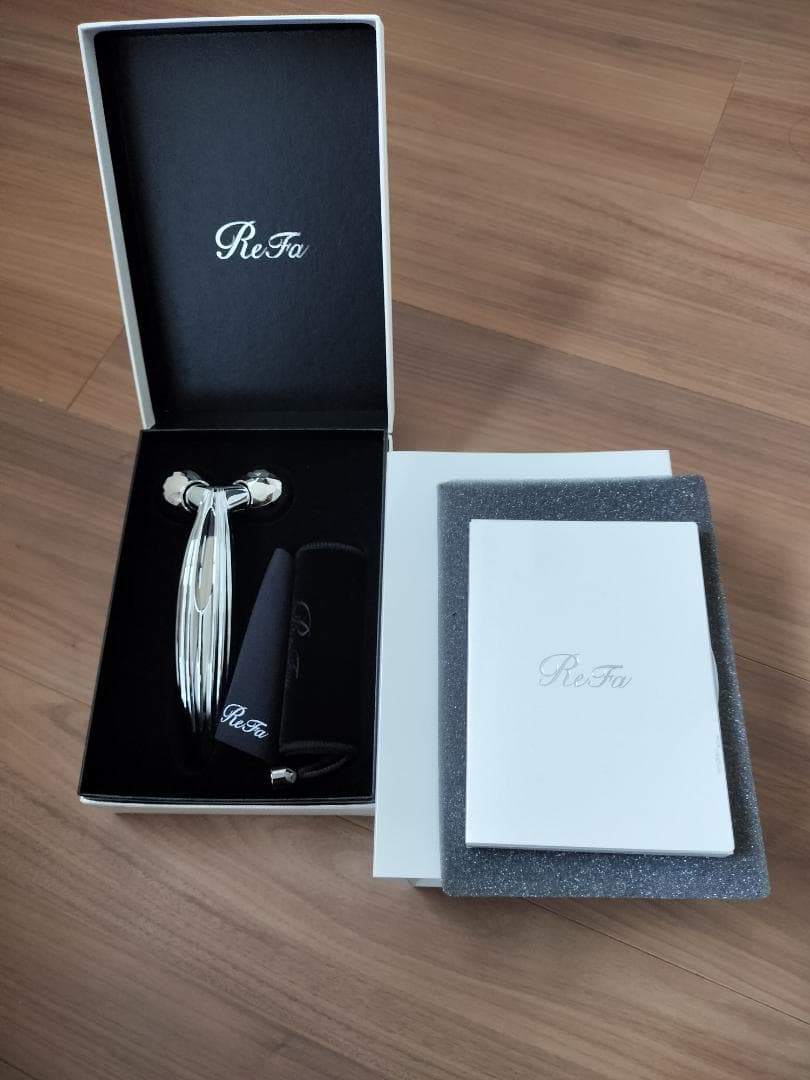 【未使用】ReFa 美顔ローラー シルバー