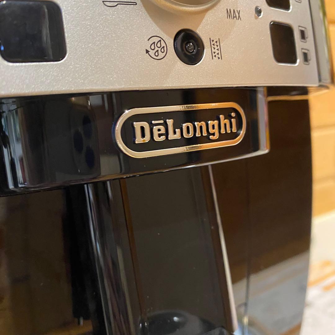 デロンギ マグニフィカS DeLonghi ECAM22112