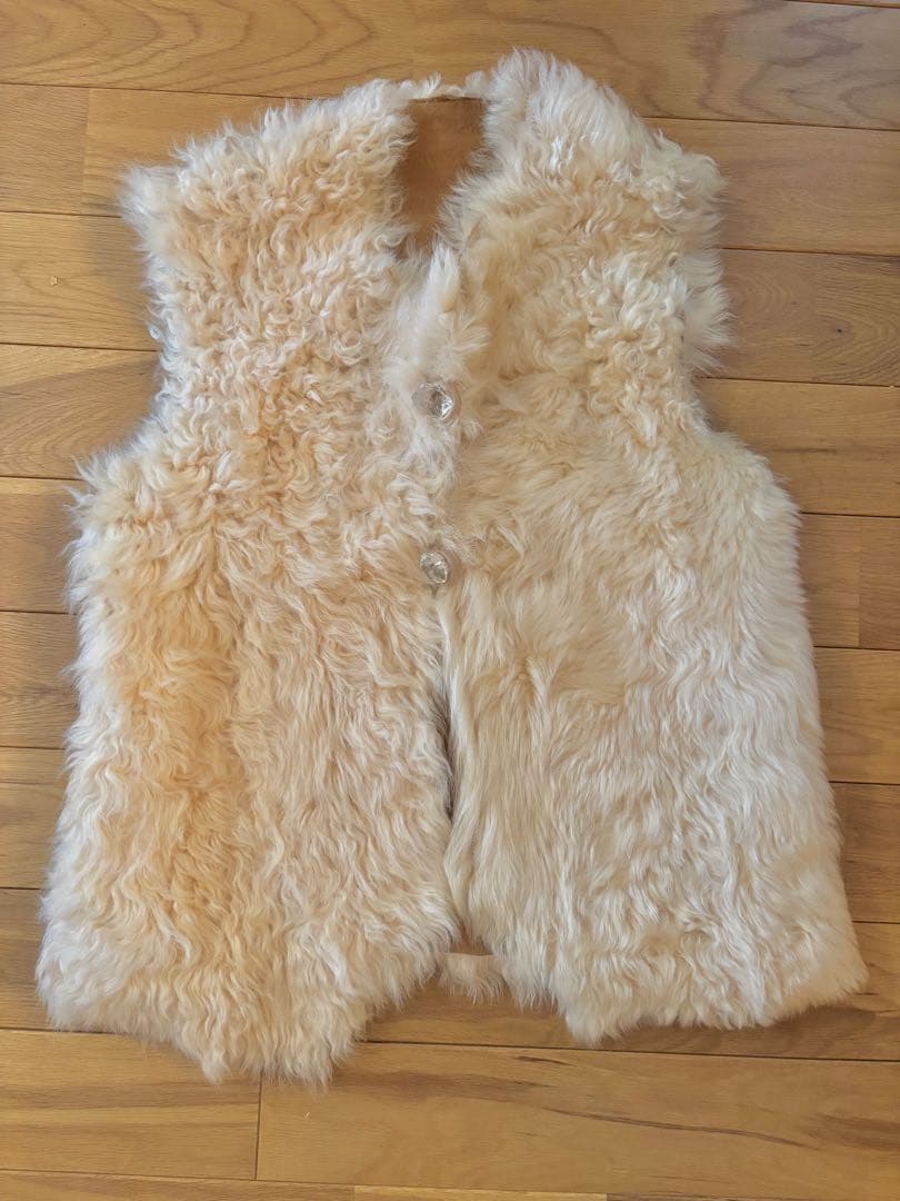 希少　jojo ベスト　ムートン　ミナペルホネン　アンティーク　towavase