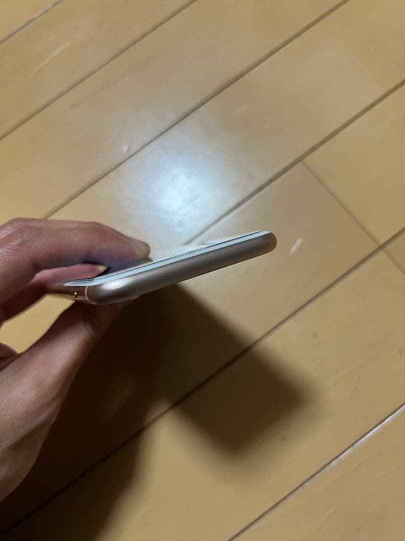 極美品 Apple iPhone 8 ゴールド 64GB SIMフリー