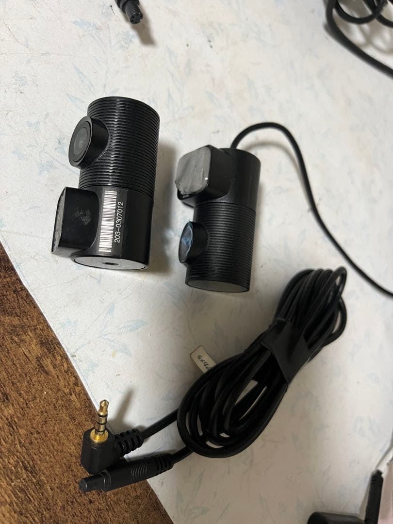 DMDR-32 前後ミラードラレコ 32GB SDメモリーカード付き