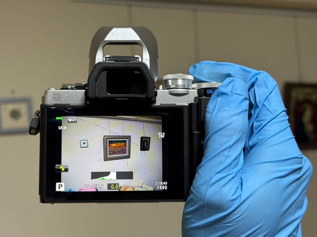 オリンパス OM-D E-M10 Mark III EZダブルズーム 液晶割れ有