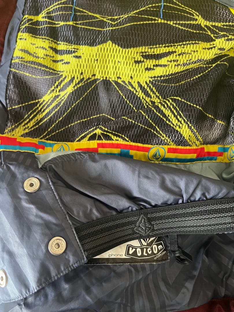 値下げ！Volcom スノーボードウェアセット Mサイズ
