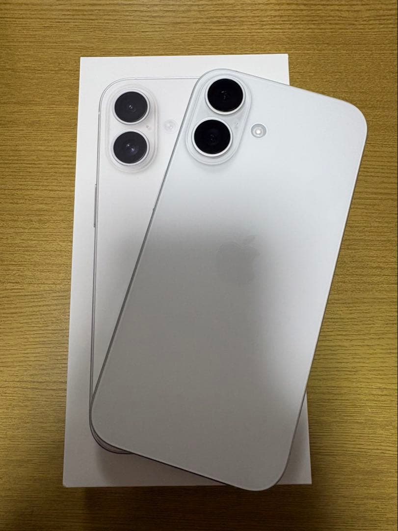 iPhone16 128GB ホワイト　SIMフリー　【お値下げ可能】