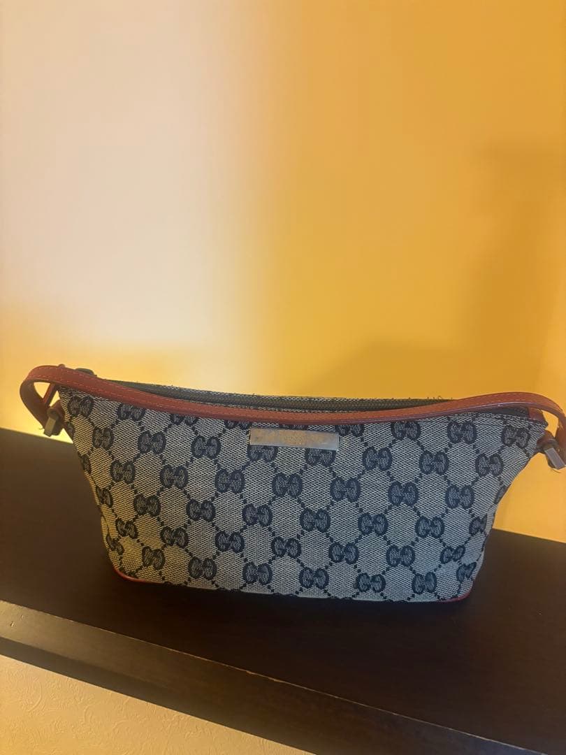 GUCCI アクセサリーポーチ