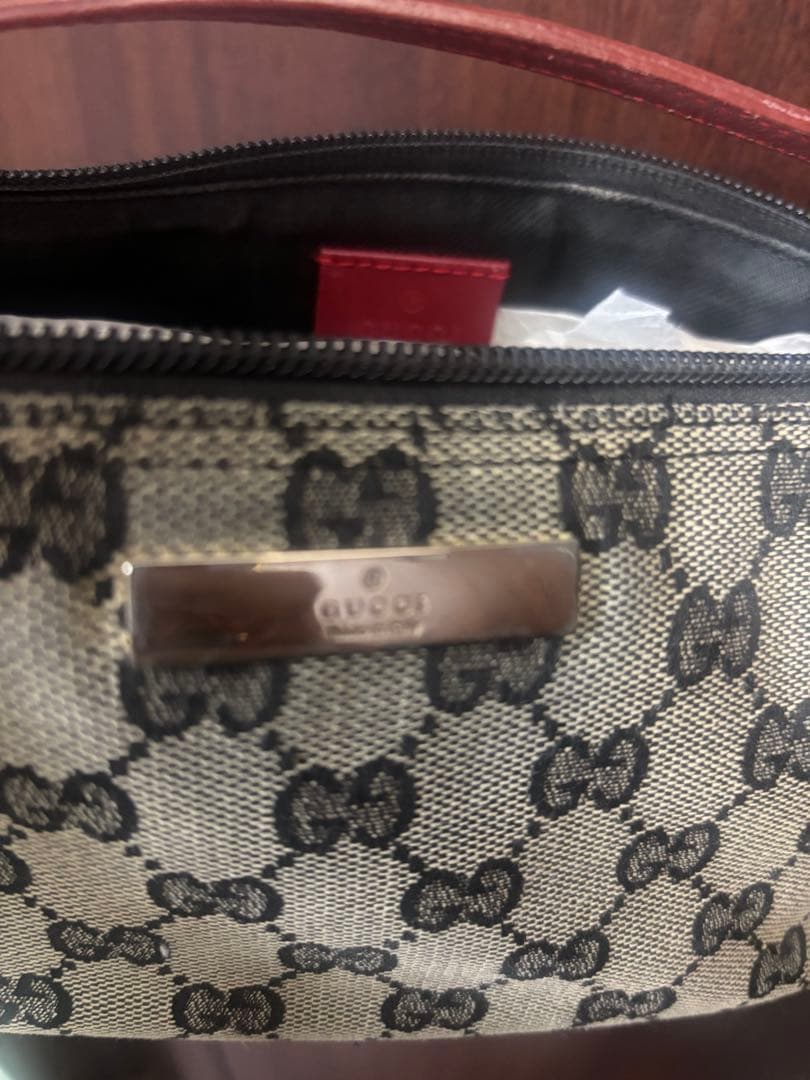 GUCCI アクセサリーポーチ