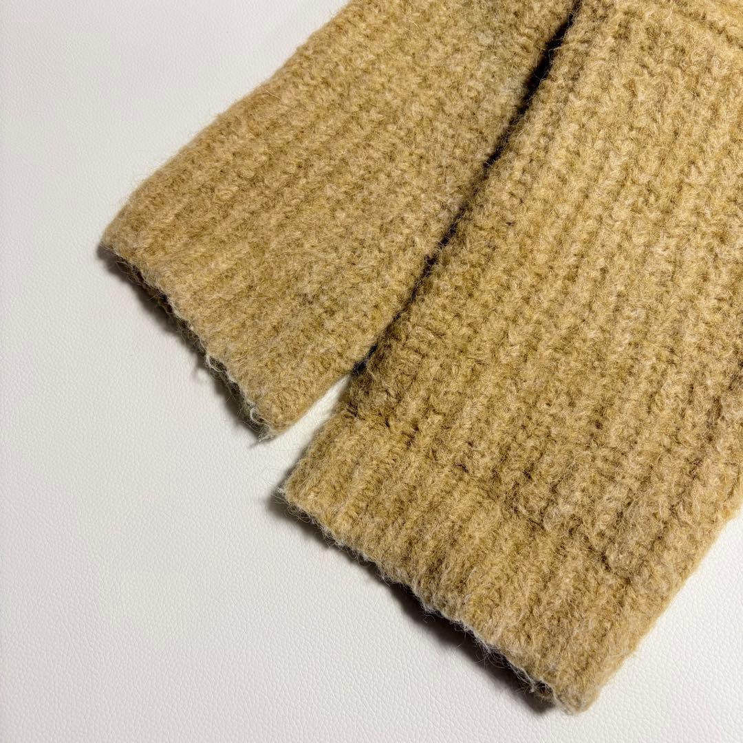 美品　THE SHISHIKUI ALPACA KNIT シシクイ 百々千晴