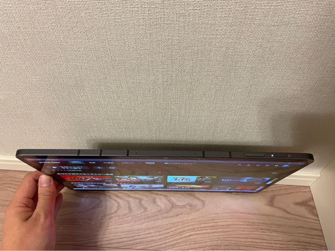 富士通 FMV LOOX WL1/G 13.3型タブレット Windows 11