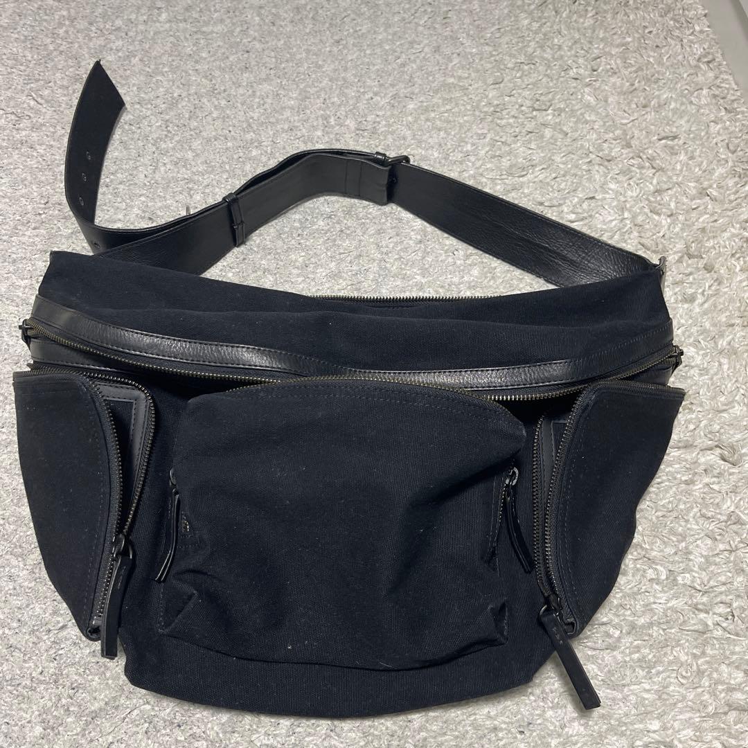 ドリスバンノッテン　ブラック ボディバッグ キャンバス レザー