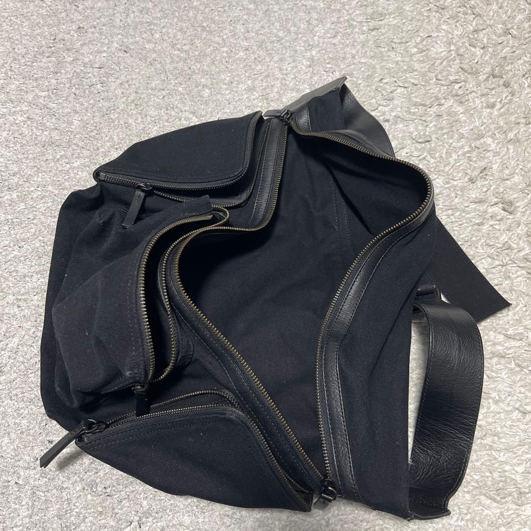 ドリスバンノッテン　ブラック ボディバッグ キャンバス レザー